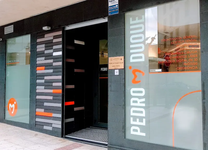 CLINICA DENTAL PEDRO Mª DUQUE