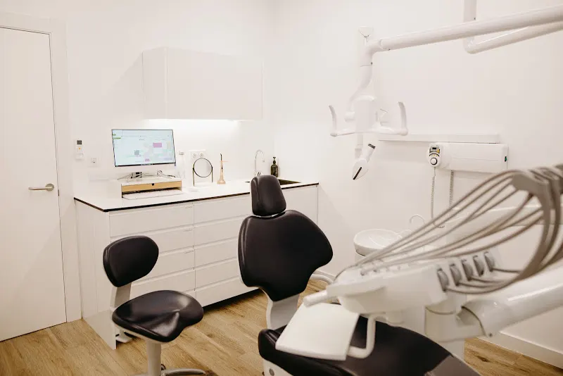 Clínica dental Rebeca Arias - Bembibre