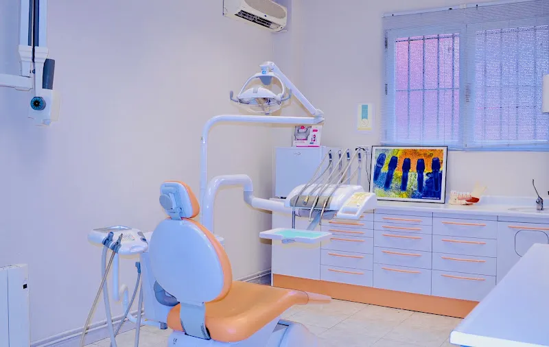 Clinica Dental Sonríe Más