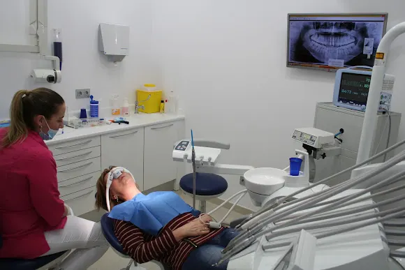Clínica Dental Class León - Dentistas