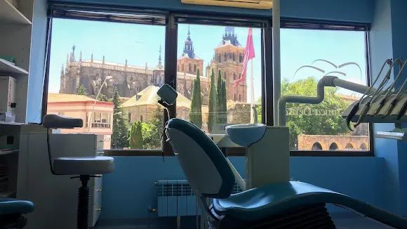 Clinica Drs. Carballo & Marquinez