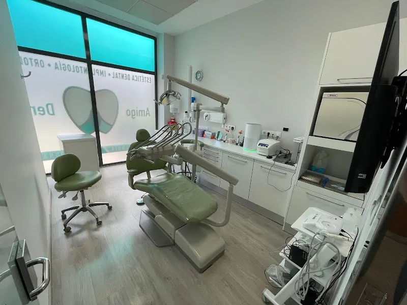 Clínica Dental Amigo Dental - Ponferrada