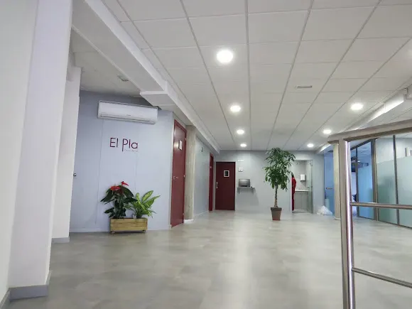 CLINICA DENTAL EL PLA - Clínica dental en Mollerussa