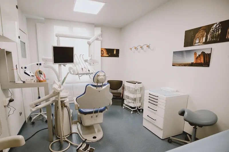 Clínica Dental Carrera - Lleida