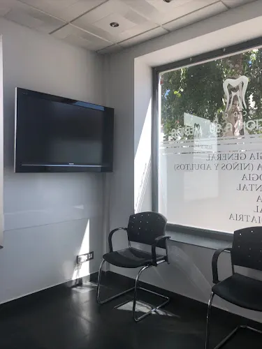 Clínica Dental Casarrubuelos