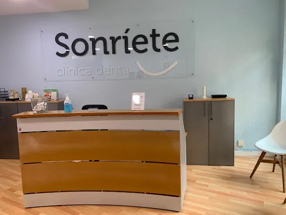 Sonríete Cínica Dental - Pinto