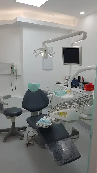 Clínica dental Ferrocarril