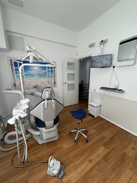 Clinica dental en Parla Marta Conde