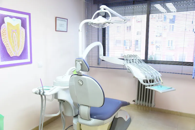 Centro Dental De La Riva