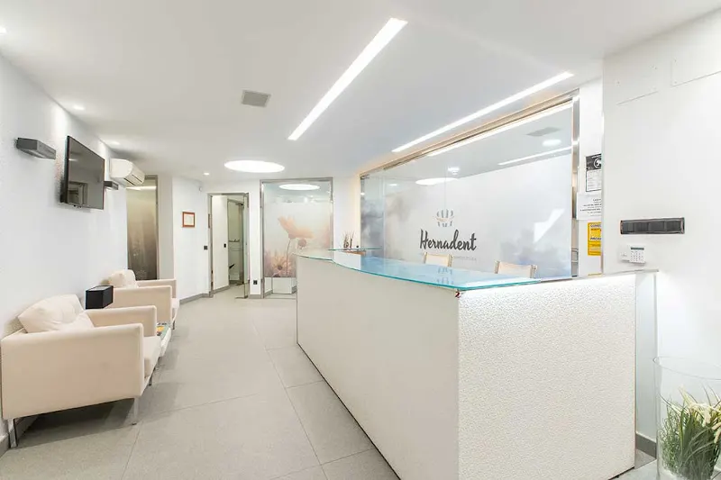 Clínica Dental Hernadent