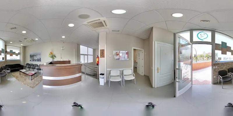 CLINICA DENTAL SIGLO XXI. Boadilla del Monte