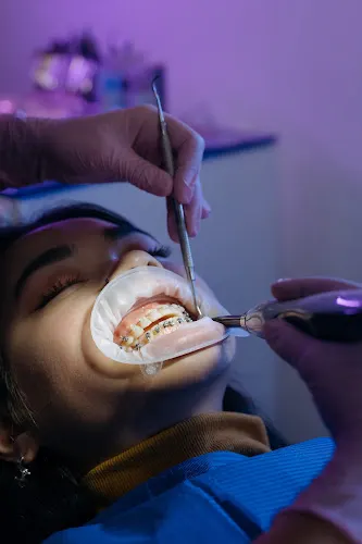 MadriDental - Cirugía, Ortodoncia y Estética Dental