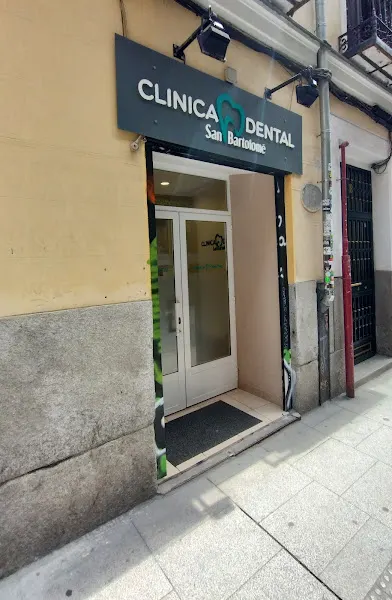 Clínica Dental San Bartolomé 18