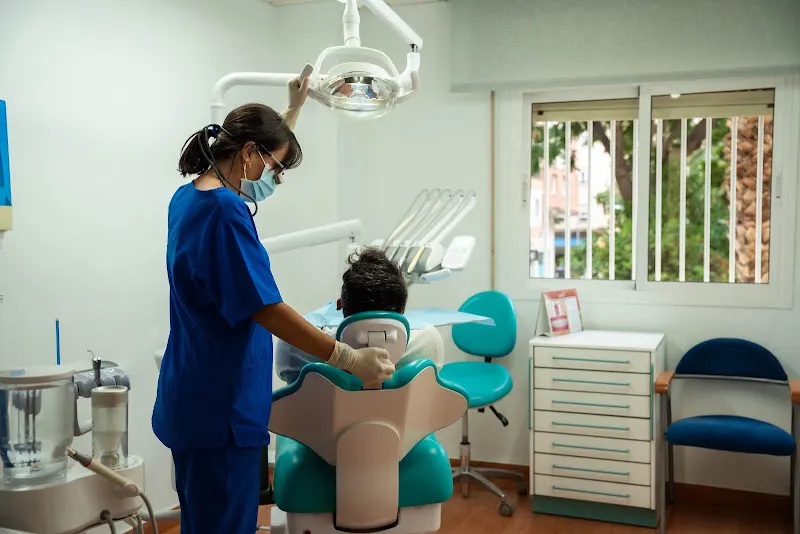 Centro Dental Bailén (Dras. Díaz y Cuadros)