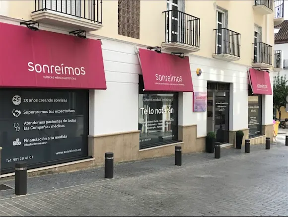 Clínica Dental Sonreímos Vélez-Málaga | Clínica Dental - Vélez-Málaga
