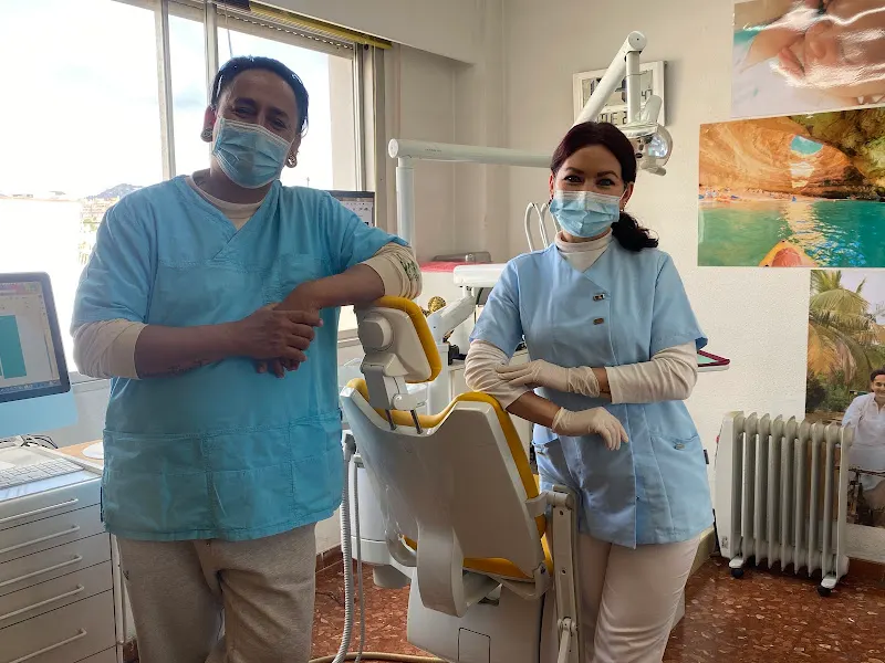 sol dental clinic, Dr Pablo Araneda Mendoza