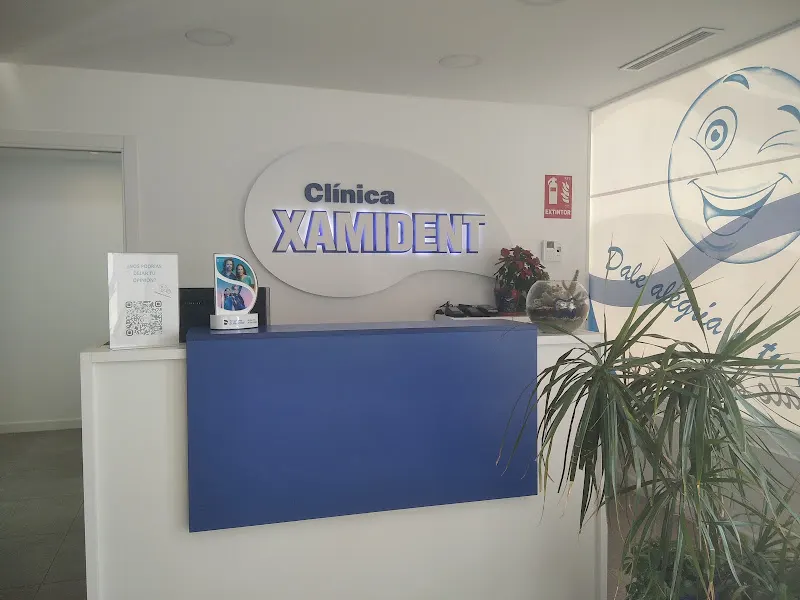 CLINICA DENTAL XAMIDENT - Vélez-Málaga