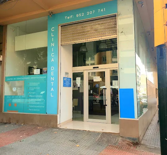 CLÍNICA DENTAL TEMBOURY - Málaga