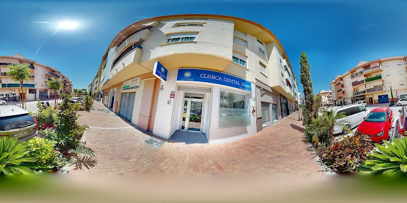 CLÍNICA DENTAL SIBERT - Clínica dental en Estepona - foto 2