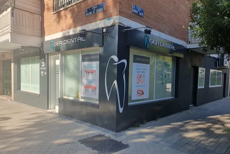 Clínica Dental ADE - Clínica dental en Madrid - foto 2
