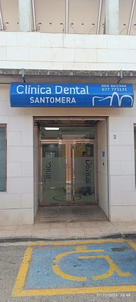 CLINICA DENTAL SANTOMERA S. L. - Beniel