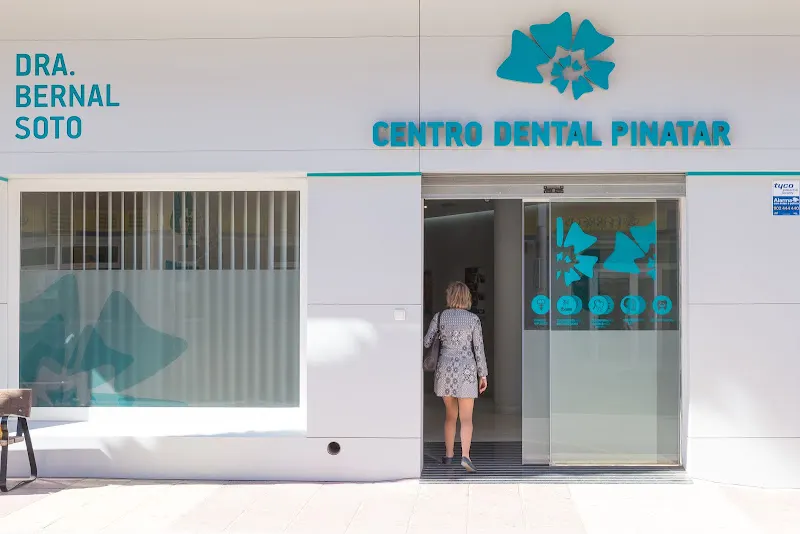 Centro Dental Pinatar - Dentista en San Pedro del Pinatar - foto 2