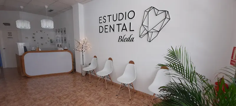 Estudio Dental y Salud Bleda - Clínica dental en Jumilla - foto 2