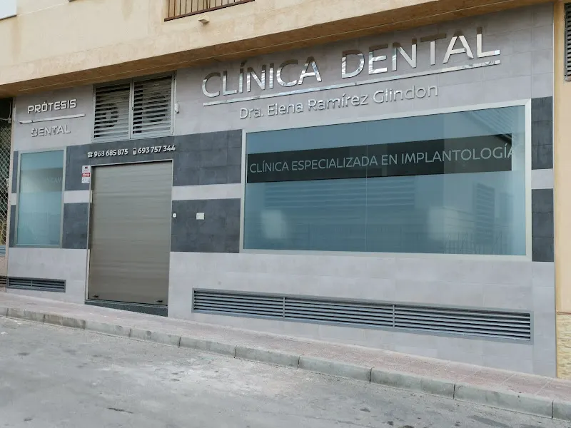 CLINICA DENTAL Dra. Elena Ramírez Glindon - Dentista en Molina de Segura