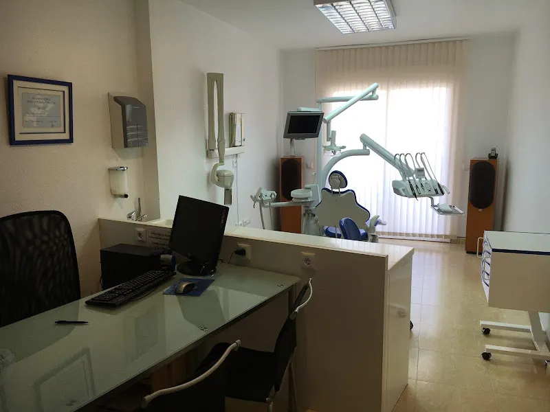 Clínica Dental Olivier Houdusse - Mazarrón