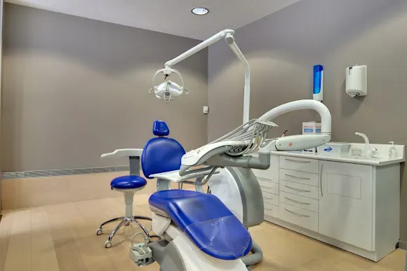 Clínica Dental del Sur - Clínica dental en Alfaro
