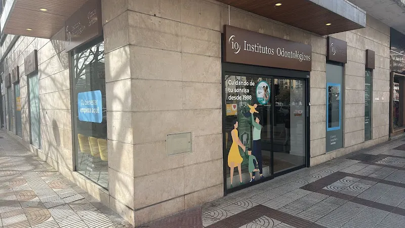 Institutos Odontológicos - Clínica Dental Pamplona