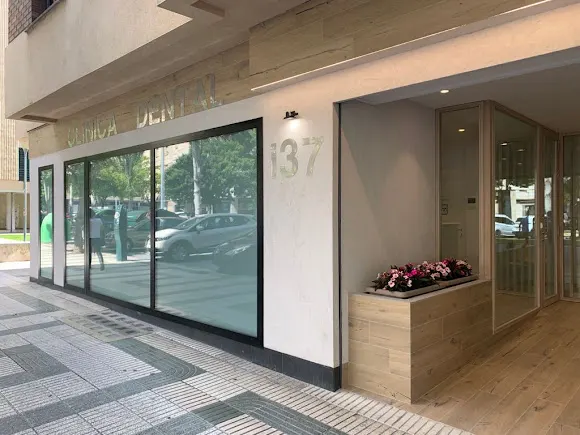 Clinica Dental i37