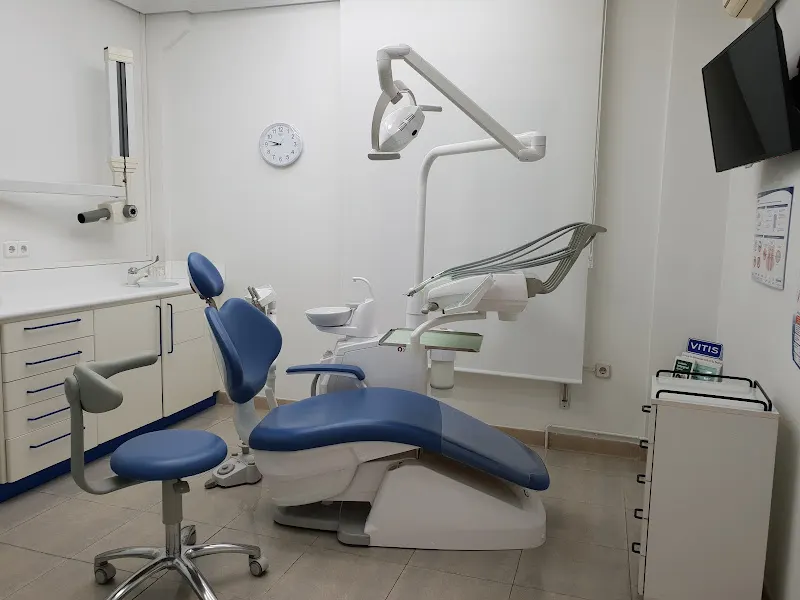 Clínica dental Reyes Flamarique Montón
