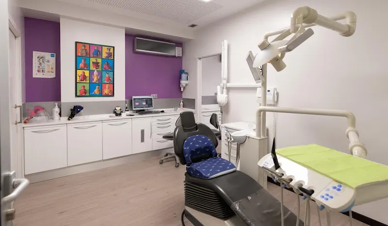 Clínica dental Cardenal Quiroga