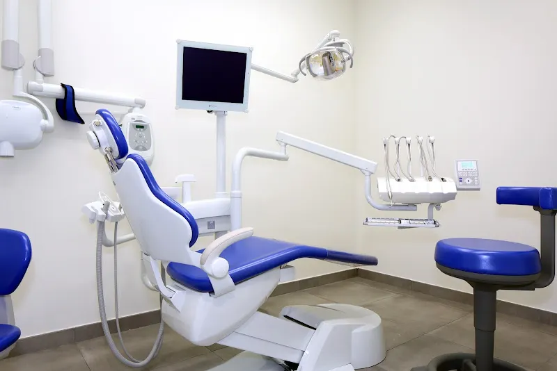 Clínica Dental Milenium Ourense - Sanitas