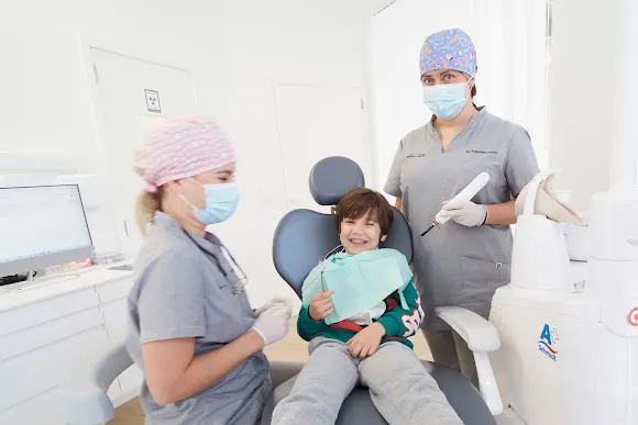 Clínica dental Adán e Ponte