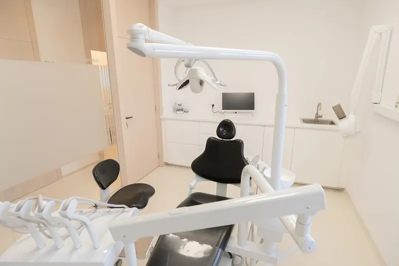 Clínica Dental Francisca Fernández - Nigrán