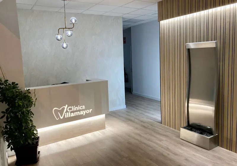 CLINICA VILLAMAYOR - Médico en Villamayor