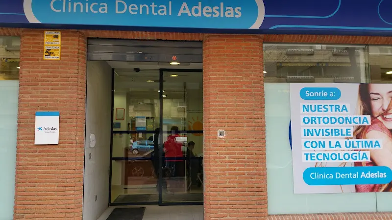 Clínica Dental Adeslas