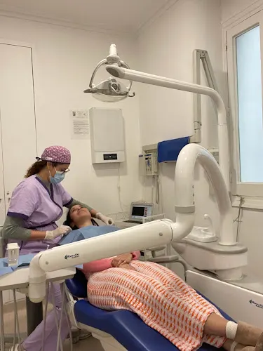 Dra Zamaro - Ortodoncista - Odontologo/Dentista - Ortopedia Maxilofacial - Ortodoncista en Madrid