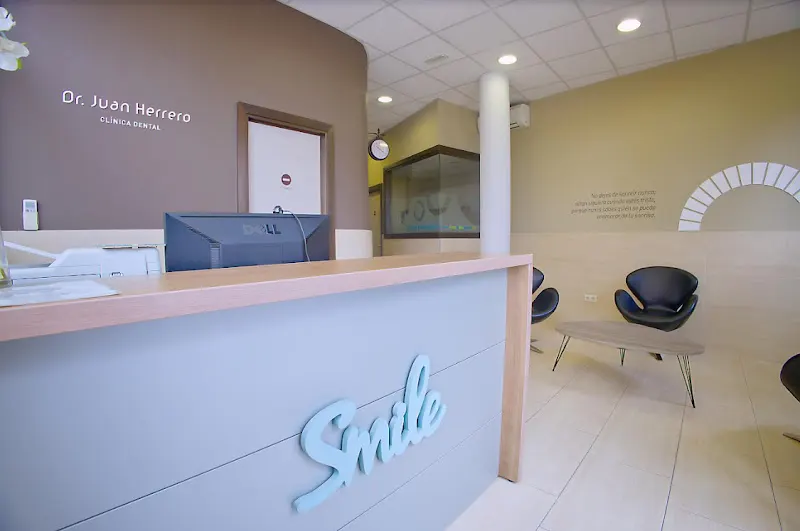 Dentista DR JUAN HERRERO - Segovia - Dentista en Segovia - foto 2