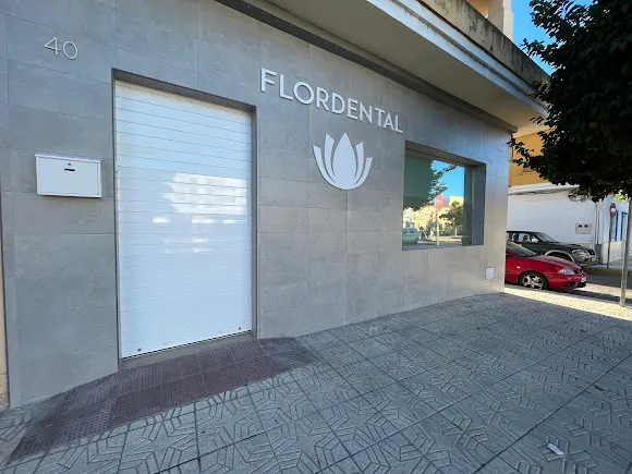 Clínica Flordental - Clínica dental en Alcalá del Río