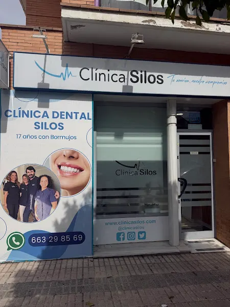 Clínica Dental Silos Implantes y Estética Dental