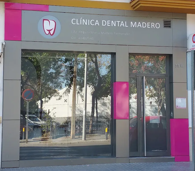 CLINICA DENTAL MADERO - Dentista en Écija - foto 2