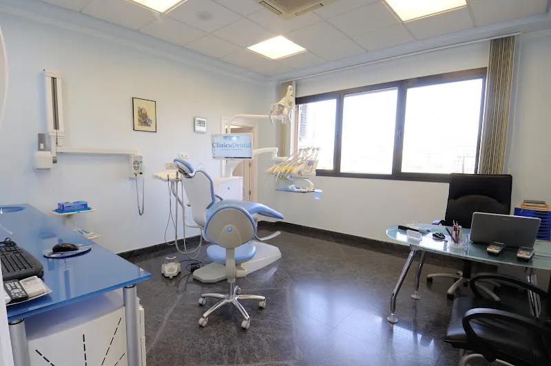 Clínica Dental Dr. José Antonio Gómez - Almazán