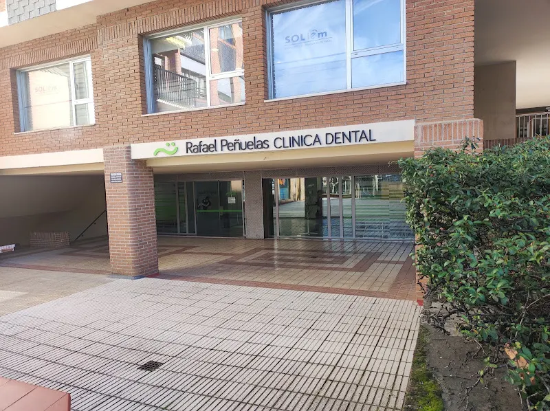Clínica Dental Rafael Peñuelas Soria - Clínica dental en Soria - foto 2