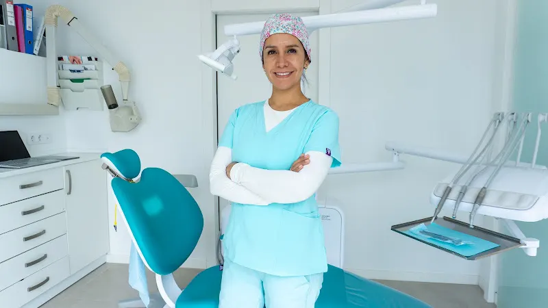 Clínica dental Dra. Malarín - Dentista en El Vendrell - foto 2