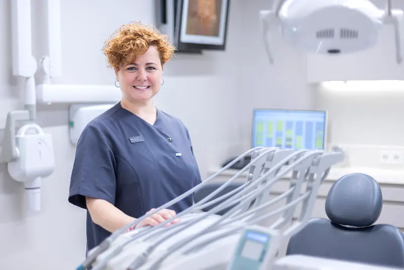 Montse Timoneda Clínica Dental