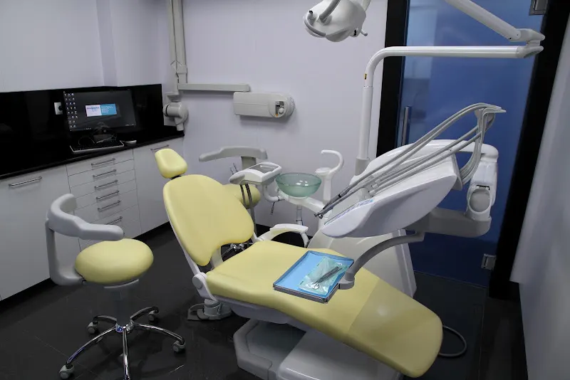 Clinikdental - Clínica dental en Cambrils - foto 3