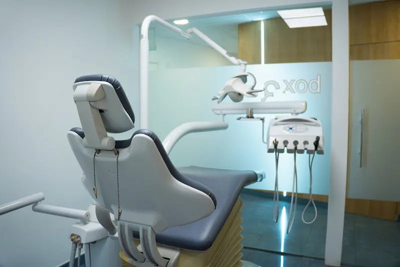 Clinica Dental E Implantologia Gava SL